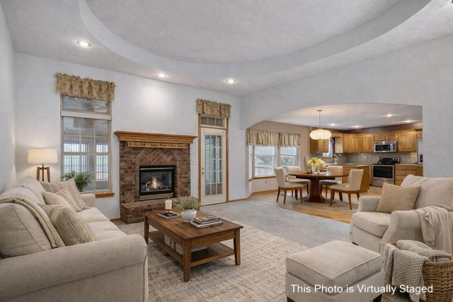 1219 W Mcguffey Street, Ozark, MO 65721