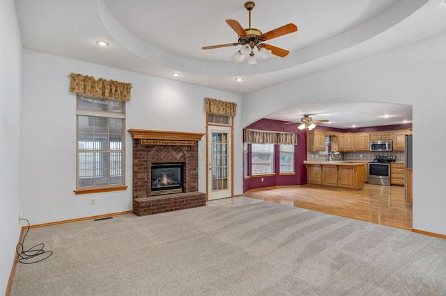 1219 W Mcguffey Street, Ozark, MO 65721