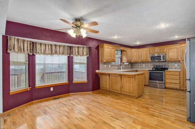 1219 W Mcguffey Street, Ozark, MO 65721