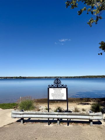 10606 Lake Street, Chippewa Lake, MI 49320