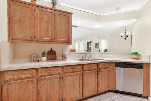 2204 Overview Lane, Garland, TX 75044