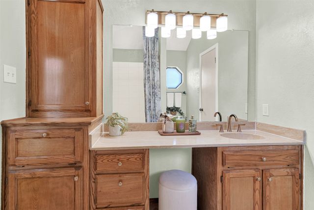 2204 Overview Lane, Garland, TX 75044