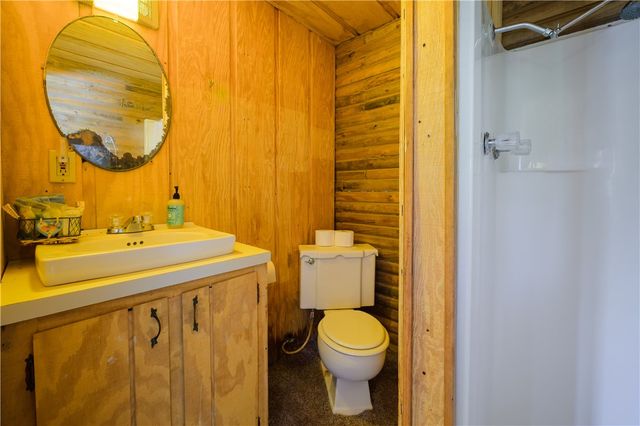 164 Fourth St, Rockport, TX 78382