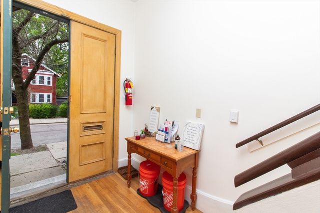 40 Cedar 2, Boston, MA 02119