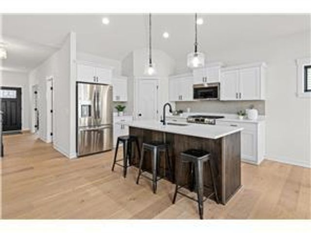1589 Spruce Street, Farmington, MN 55024