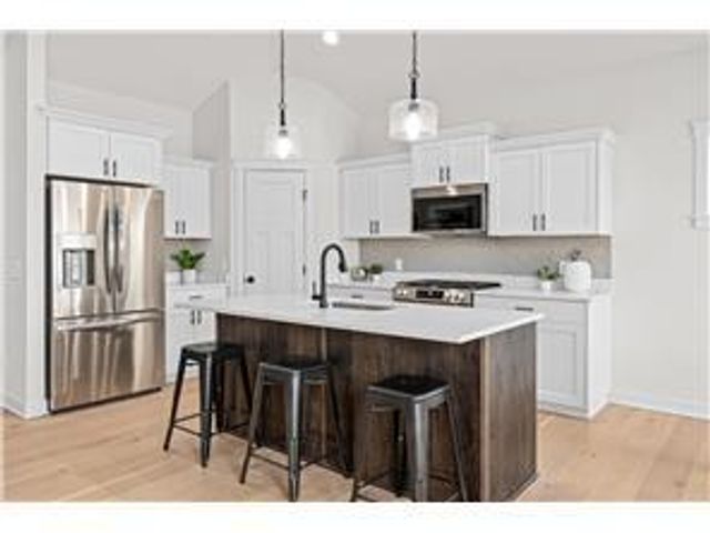 1589 Spruce Street, Farmington, MN 55024