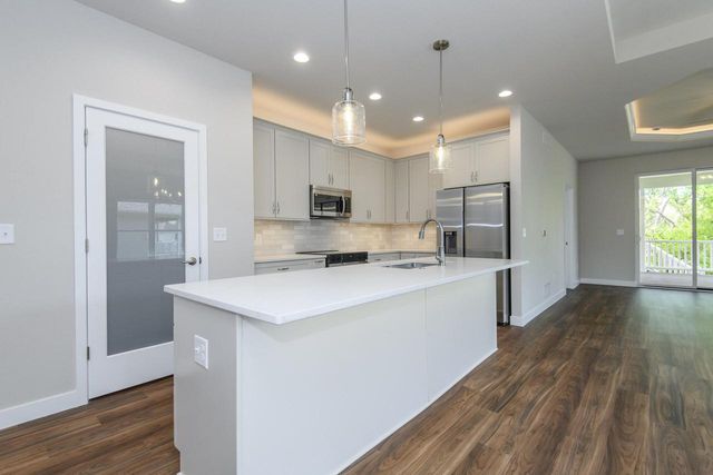 7031 Stonewood LANE, Lannon, WI 53046