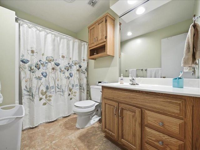 8302 E Limerick, Wichita, KS 67206