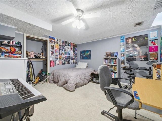 8302 E Limerick, Wichita, KS 67206