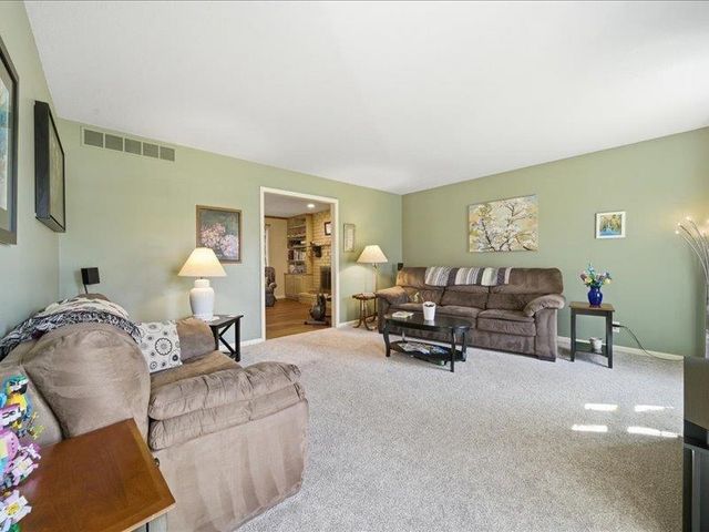 8302 E Limerick, Wichita, KS 67206