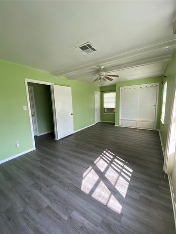 15513 Vonnett Street, Channelview, TX 77530