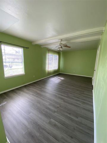 15513 Vonnett Street, Channelview, TX 77530