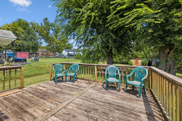 3230 Mayer Ln, Nashville, TN 37218