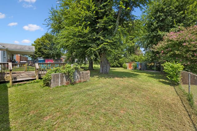3230 Mayer Ln, Nashville, TN 37218