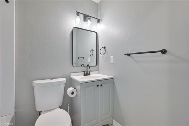 3313 14th ST SW, Lehigh Acres, FL 33976