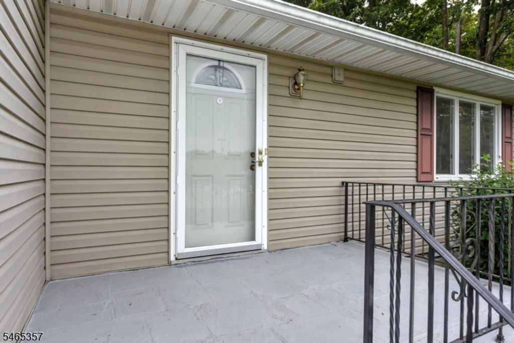 19 Dogwood Dr, Newton Town, NJ 07860 — photo 3