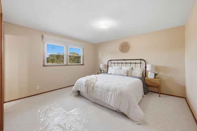 2132 N McComas, Wichita, KS 67203