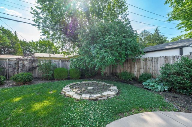 2132 N McComas, Wichita, KS 67203