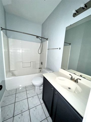 2809 Newport Avenue, Denton, TX 76209