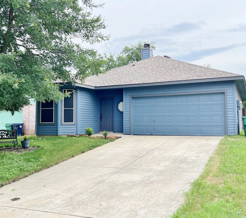 2809 Newport Avenue, Denton, TX 76209