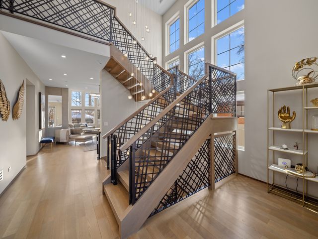 3075 Keystone Road, Northbrook, IL 60062