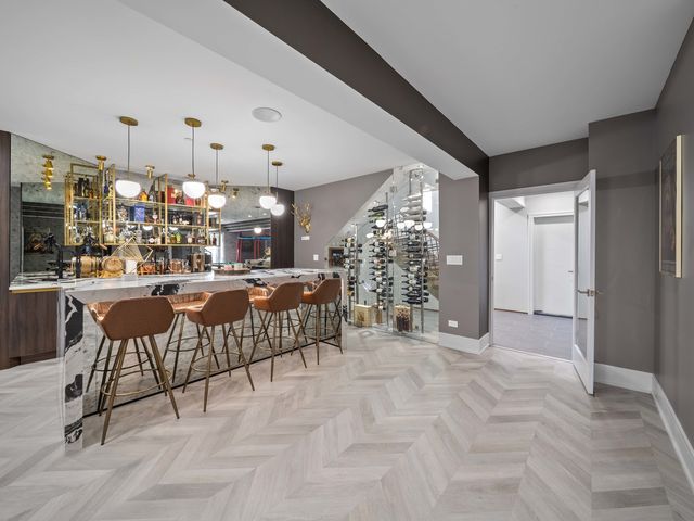 3075 Keystone Road, Northbrook, IL 60062