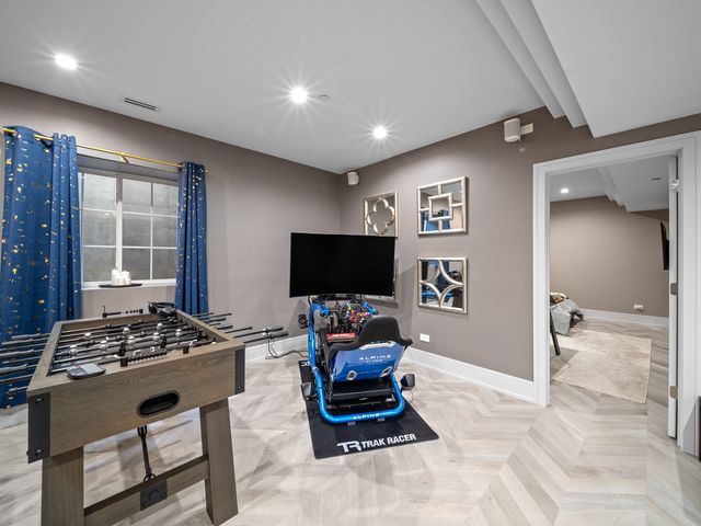 3075 Keystone Road, Northbrook, IL 60062