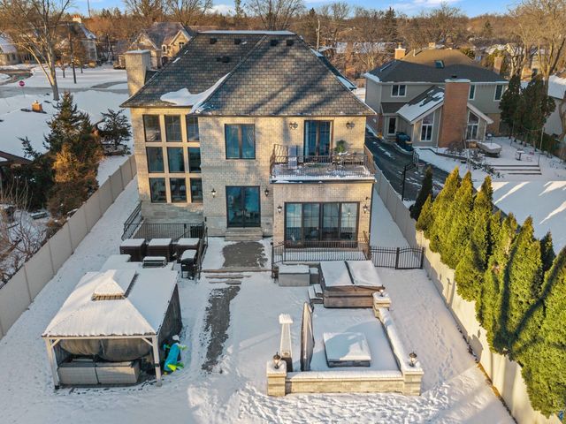 3075 Keystone Road, Northbrook, IL 60062