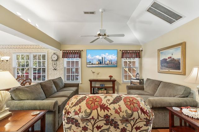 4002 Acorn Way, North Myrtle Beach, SC 29582