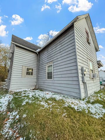 1013 N 3Rd Street, Boonville, IN 47601