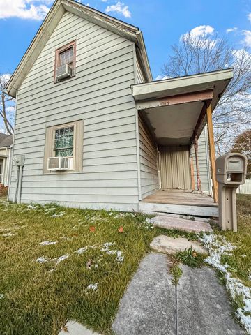1013 N 3Rd Street, Boonville, IN 47601