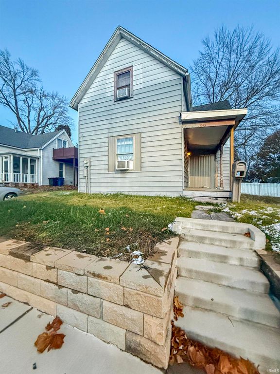 1013 N 3Rd Street, Boonville, IN 47601