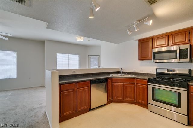 10245 South Maryland Parkway 133, Las Vegas, NV 89183