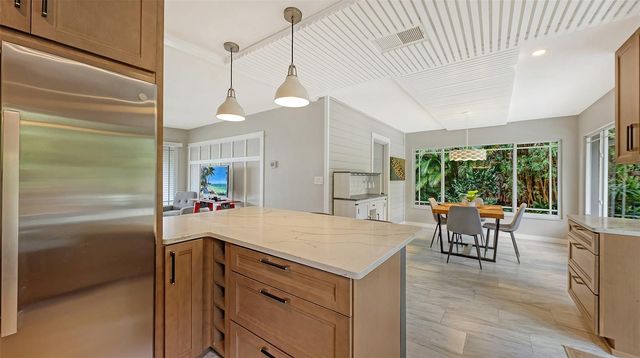 628 W OLYMPIA AVENUE, Punta Gorda, FL 33950