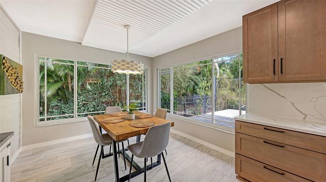 628 W OLYMPIA AVENUE, Punta Gorda, FL 33950