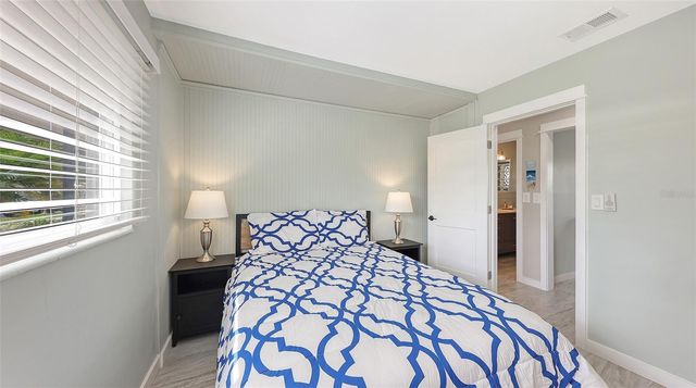 628 W OLYMPIA AVENUE, Punta Gorda, FL 33950