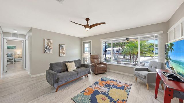 628 W OLYMPIA AVENUE, Punta Gorda, FL 33950