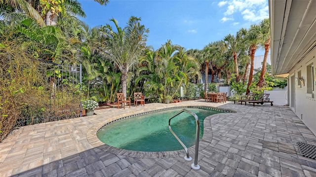 628 W OLYMPIA AVENUE, Punta Gorda, FL 33950