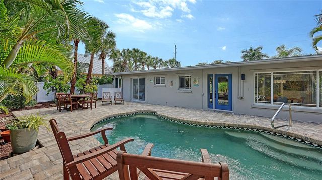 628 W OLYMPIA AVENUE, Punta Gorda, FL 33950