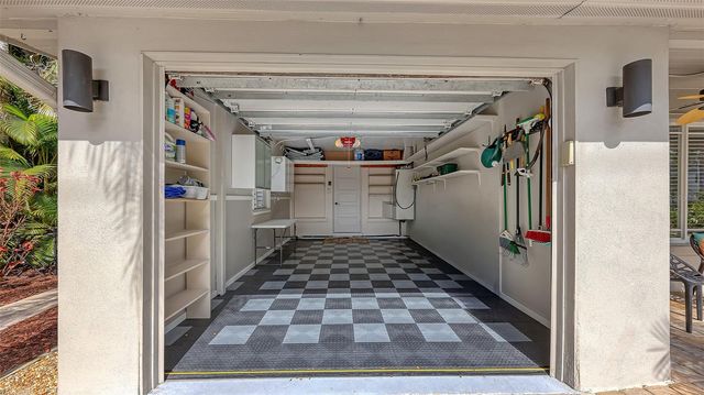 628 W OLYMPIA AVENUE, Punta Gorda, FL 33950