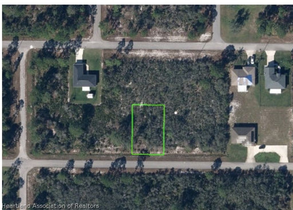 113 BOEING Street NW, Lake Placid, FL 33852