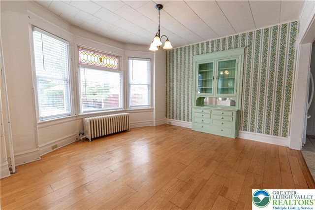 2020 Whitehall Avenue, South Whitehall Twp, PA 18104