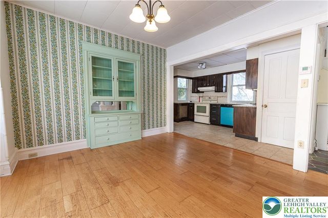 2020 Whitehall Avenue, South Whitehall Twp, PA 18104