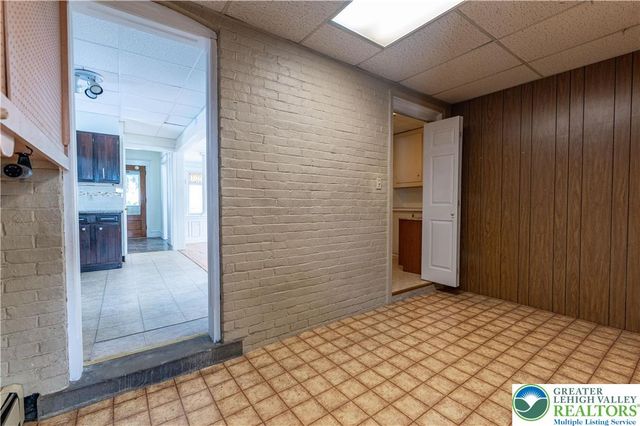 2020 Whitehall Avenue, South Whitehall Twp, PA 18104