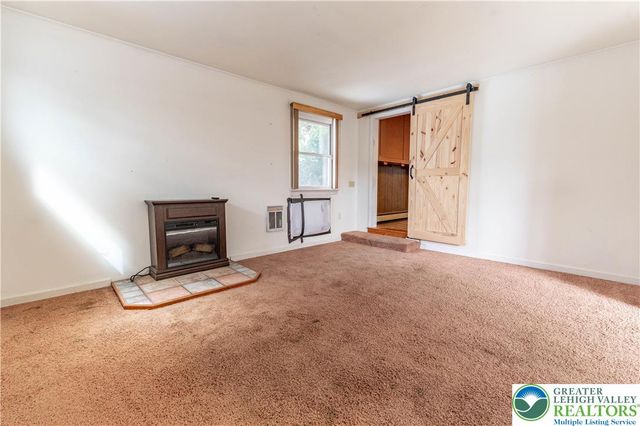 2020 Whitehall Avenue, South Whitehall Twp, PA 18104