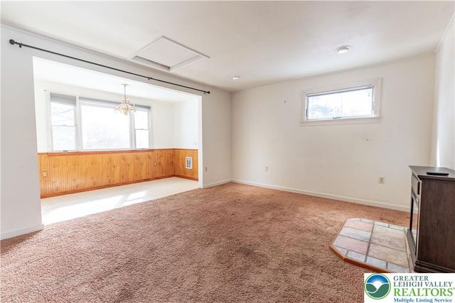 2020 Whitehall Avenue, South Whitehall Twp, PA 18104