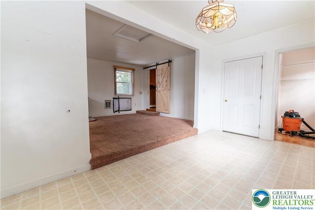 2020 Whitehall Avenue, South Whitehall Twp, PA 18104