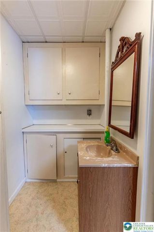 2020 Whitehall Avenue, South Whitehall Twp, PA 18104