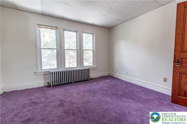 2020 Whitehall Avenue, South Whitehall Twp, PA 18104