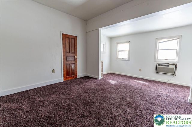 2020 Whitehall Avenue, South Whitehall Twp, PA 18104